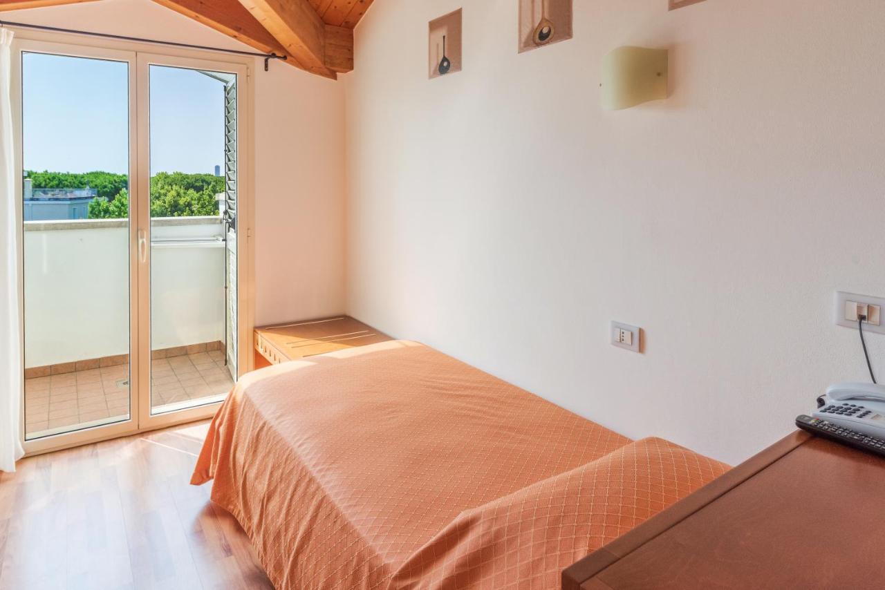 Hotel Escorial Cervia Zewnętrze zdjęcie