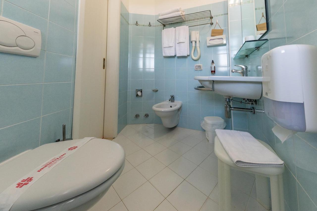 Hotel Escorial Cervia Zewnętrze zdjęcie