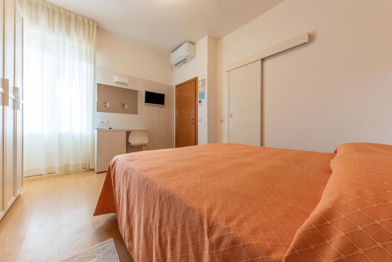 Hotel Escorial Cervia Zewnętrze zdjęcie