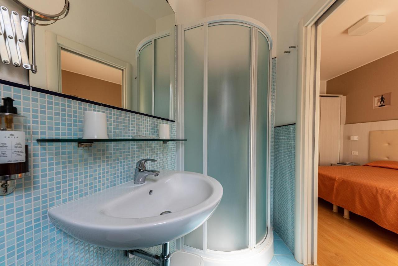 Hotel Escorial Cervia Zewnętrze zdjęcie